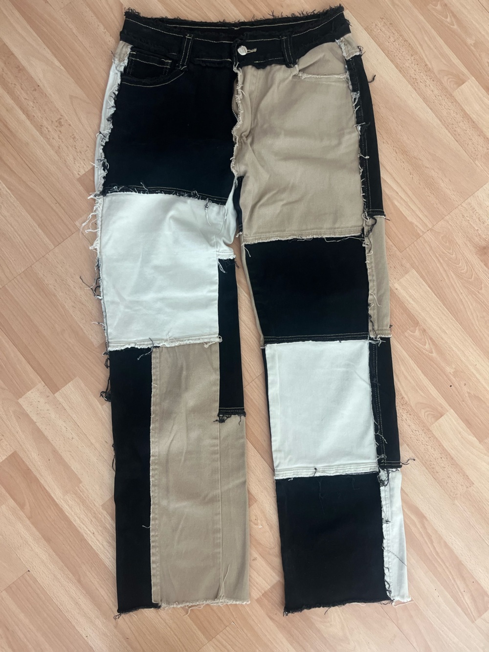 Patchwork women's  Jeans in Black, White & Tan - Unbranded, size large
